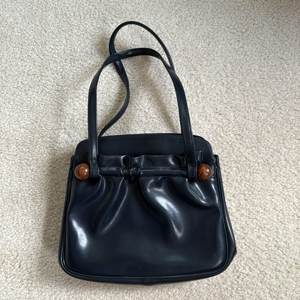 Vintage navy leather shoulder bag